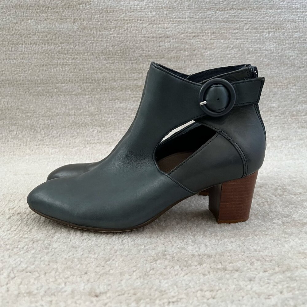 Earth Corinth Blue Chunky Heel Ankle Boots Booties Shoes 10B